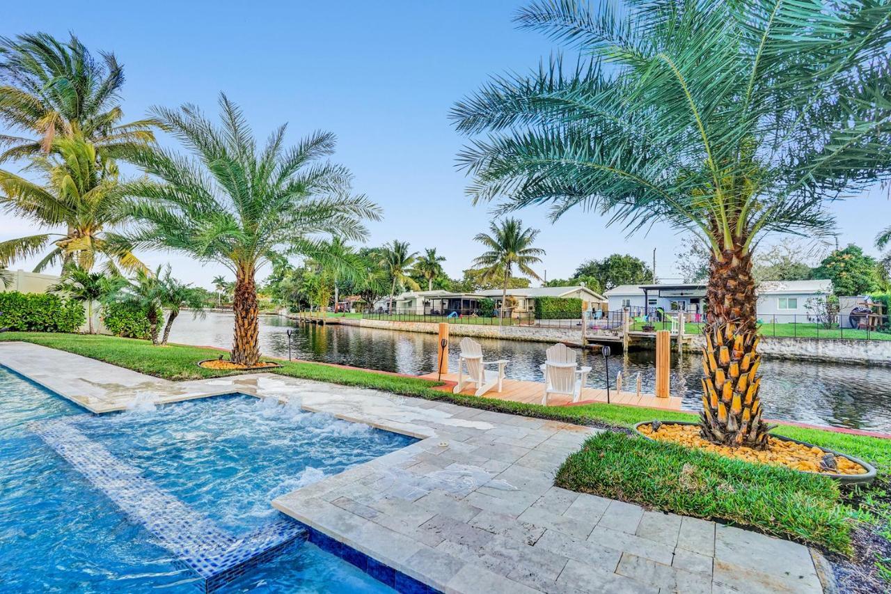 פורט לודרדייל New! Waterfront Heated Pool & Jacuzzi 2 Mi To Beach - Fishing Pier Relaxing Spa & Hammock מראה חיצוני תמונה